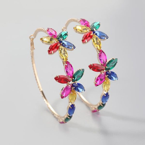 hoop & huggie shiny rhinestone flowers earrings for women fashion jewelry geogous holiday party statement accessories, Golden;silver
hoop & huggie shiny rhinestone flowers earrings for women fashion jewelry geogous holiday party statement accessories, Golden;silver