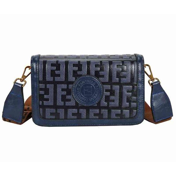 exclusive street sen series small square bag women's new sling shoulder broadband messenger
exclusive street sen series small square bag women's new sling shoulder broadband messenger
