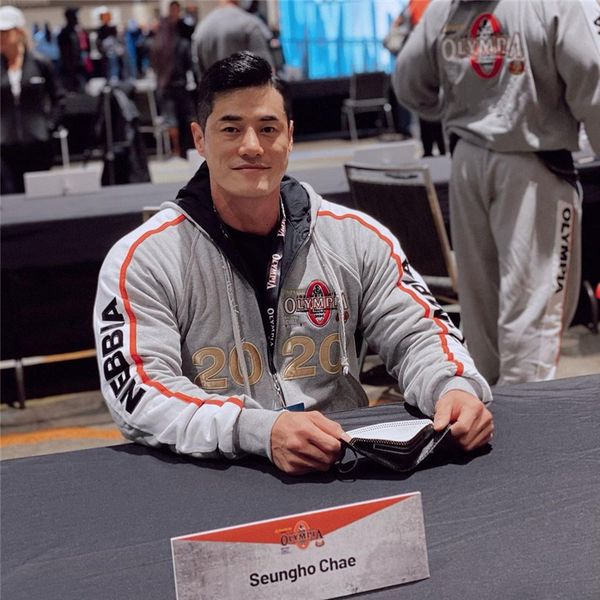 new 2021 autumnwinter gym fitness jacket sportswear cotton print bodybuilding hooded zipper shirt workout coats clothing pkq3, Black
new 2021 autumnwinter gym fitness jacket sportswear cotton print bodybuilding hooded zipper shirt workout coats clothing pkq3, Black
