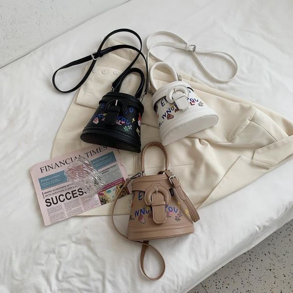 evening bags designer female shoulder bag woman handbags fashion leather ladies soft korean bolsas crossbody messenger for women
evening bags designer female shoulder bag woman handbags fashion leather ladies soft korean bolsas crossbody messenger for women