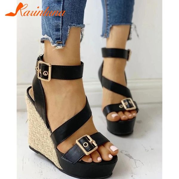 dress shoes karin large size 34-43 female mature classic sandals platform wedges high heels women 2021 summer, Black
dress shoes karin large size 34-43 female mature classic sandals platform wedges high heels women 2021 summer, Black