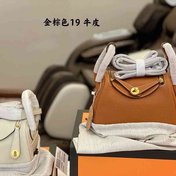 2021 new h jialindi bag head layer leather fashion retro one shoulder messenger zly bags
2021 new h jialindi bag head layer leather fashion retro one shoulder messenger zly bags