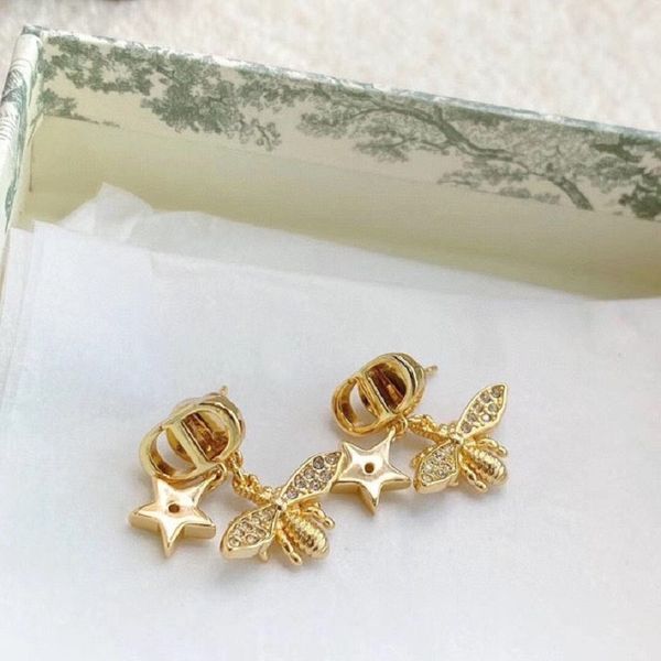 luxury jewelry little bee women's letter earrings brass silver needle white stone earrings, Golden
luxury jewelry little bee women's letter earrings brass silver needle white stone earrings, Golden