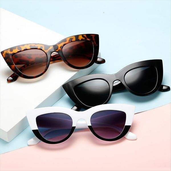 Fashion Cat Eye Sunglasses Women Brand Designer Vintage Sun Glasses Female For Leopard Gafas De Sol Uv400, White;black
Fashion Cat Eye Sunglasses Women Brand Designer Vintage Sun Glasses Female For Leopard Gafas De Sol Uv400, White;black