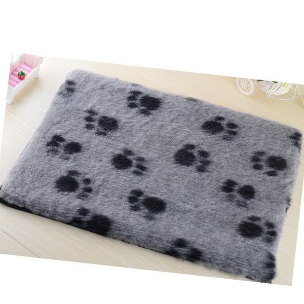 polyester plush pet mat soft touch winter warm dogs cat bed footprints blanket mat pad bed for dogs s/m/l/xl
polyester plush pet mat soft touch winter warm dogs cat bed footprints blanket mat pad bed for dogs s/m/l/xl