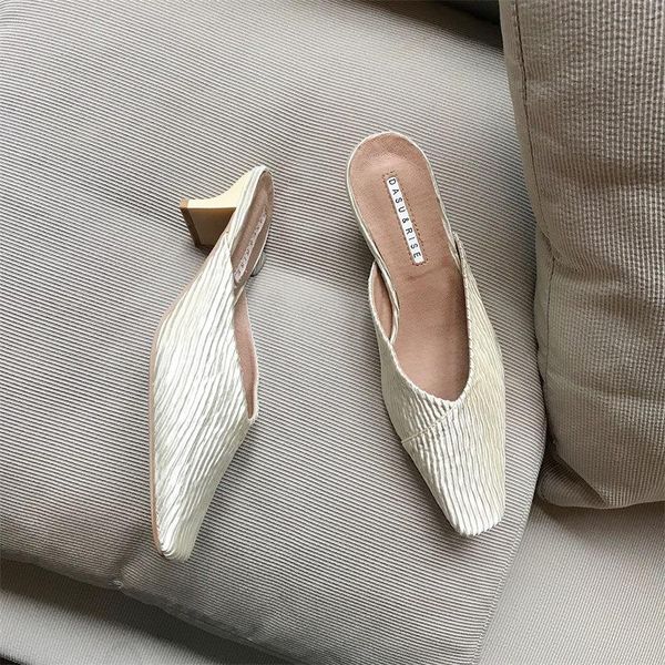summer shoes women slippers satin mid-heel toe cap square toe chunky heel mules 2021 female causal shoes slippers square, Black
summer shoes women slippers satin mid-heel toe cap square toe chunky heel mules 2021 female causal shoes slippers square, Black