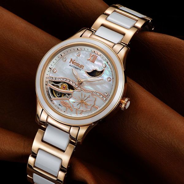 wristwatches nesun fashion brand self-winding mechanical waterproof female watch business casual hollow moon phase small watches, Slivery;brown
wristwatches nesun fashion brand self-winding mechanical waterproof female watch business casual hollow moon phase small watches, Slivery;brown