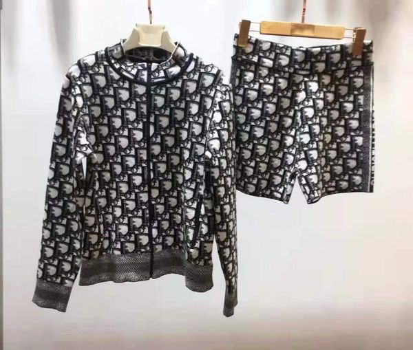 tracksuits sportswear cd home knitted suit women's 21 early autumn printed plain collar zipper jacket letter jacquard high waist shorts, Gray
tracksuits sportswear cd home knitted suit women's 21 early autumn printed plain collar zipper jacket letter jacquard high waist shorts, Gray