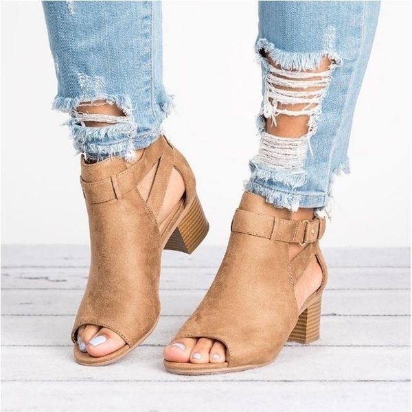 dress shoes woman square heel 2021 roman solid color artificial fish mouth ladies fashion casual wearable beach female sandals, Black
dress shoes woman square heel 2021 roman solid color artificial fish mouth ladies fashion casual wearable beach female sandals, Black