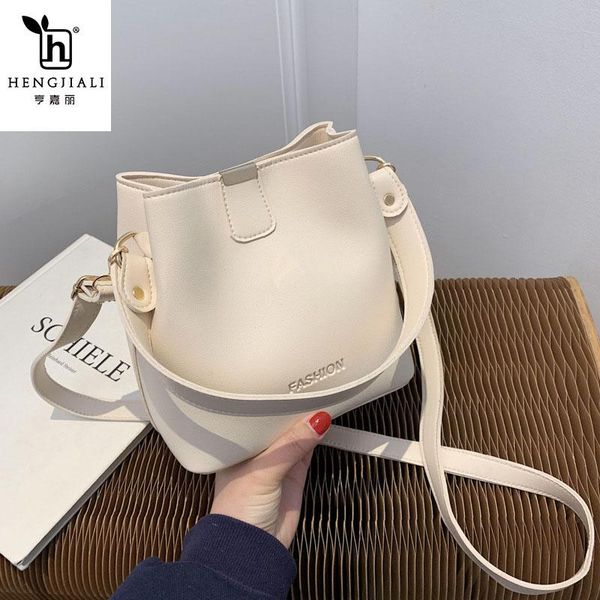 shoulder bags small fresh female 2021 spring fashion net red bucket handbags high-quality messenger 0
shoulder bags small fresh female 2021 spring fashion net red bucket handbags high-quality messenger 0