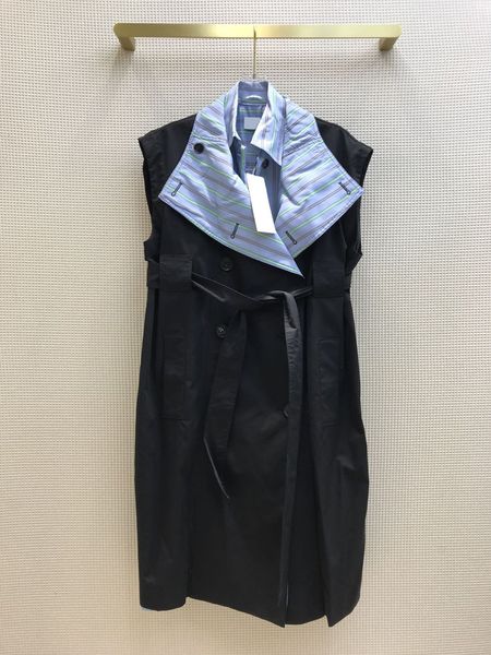 2021 new lapel neck panelled milan runway vests designer vests brand same style vests women's 0306-8, Black;white
2021 new lapel neck panelled milan runway vests designer vests brand same style vests women's 0306-8, Black;white