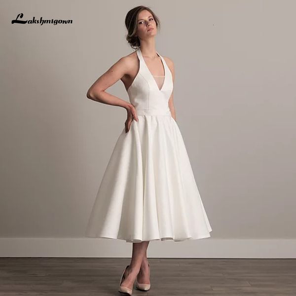 2021 new short satin a line wedding es with chiffon halter back white/ivory bridal gown vestido de noiva 2vah
2021 new short satin a line wedding es with chiffon halter back white/ivory bridal gown vestido de noiva 2vah
