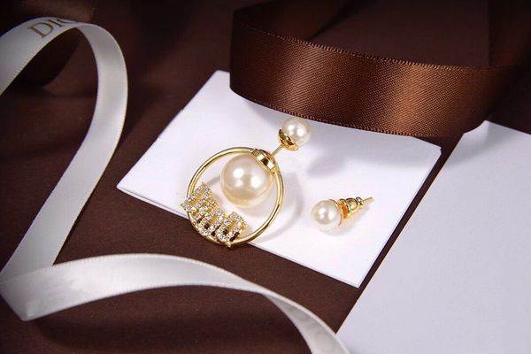 designer jewelry 2021 new pearl asymmetric letter inlaid diamond temperament earrings c61y i08q, Golden
designer jewelry 2021 new pearl asymmetric letter inlaid diamond temperament earrings c61y i08q, Golden