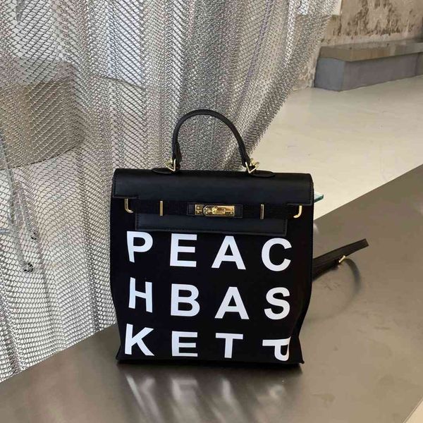 dongdamen canvas splicing double summer new fashion single letter women's wide shoulder belt multi-purpose bag
dongdamen canvas splicing double summer new fashion single letter women's wide shoulder belt multi-purpose bag