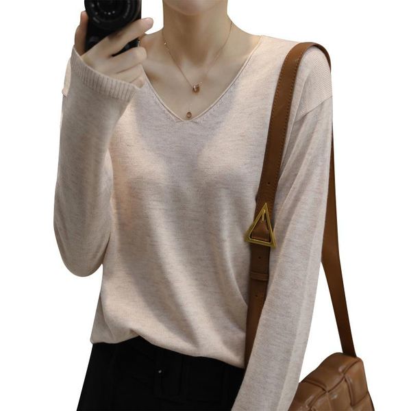 women's sweaters jchb v-neck sweater long-sleeved short knitted fall spring thin bottoming shirt top, White;black
women's sweaters jchb v-neck sweater long-sleeved short knitted fall spring thin bottoming shirt top, White;black