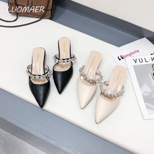 slippers summer 2021 style female retro-style with rough heels and low spiked flat-soled, Black
slippers summer 2021 style female retro-style with rough heels and low spiked flat-soled, Black