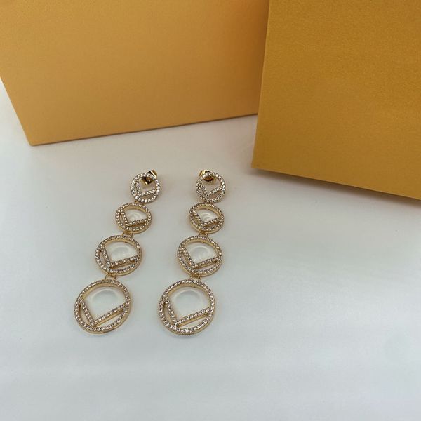 dangle chandelier designer letter circle earrings luxury gold f earring fashion jewelry for women mens gift stud hoop earrings d2110214hl, Silver
dangle chandelier designer letter circle earrings luxury gold f earring fashion jewelry for women mens gift stud hoop earrings d2110214hl, Silver