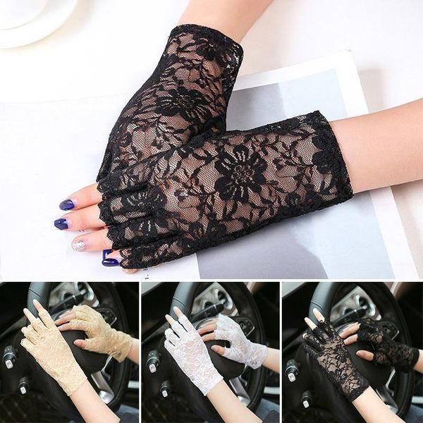 five fingers gloves women' breathable short lace half finger female flower summer sunscreen ceremony, Blue;gray
five fingers gloves women' breathable short lace half finger female flower summer sunscreen ceremony, Blue;gray
