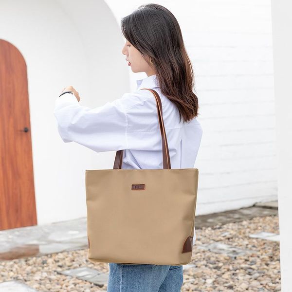 evening bags designer women's bag large capacity shoulder nylon handbags and purse female retro tote sac a main femme
evening bags designer women's bag large capacity shoulder nylon handbags and purse female retro tote sac a main femme