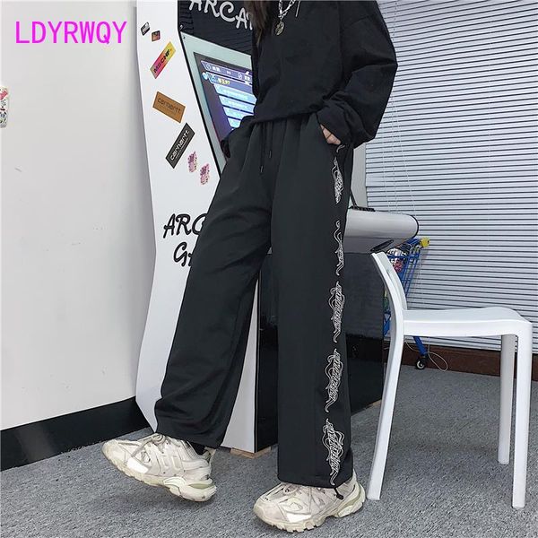 men's pants ldyrwqy 2021 korean autumn and winter style casual stitching print bouquet feet loose wide leg thick trousers, Black
men's pants ldyrwqy 2021 korean autumn and winter style casual stitching print bouquet feet loose wide leg thick trousers, Black