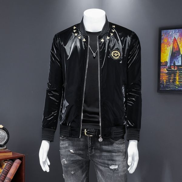 2021 men of fashion jackets embroidered bright bomber thin casual streetwear outerwear male jacket he4w, Black;brown
2021 men of fashion jackets embroidered bright bomber thin casual streetwear outerwear male jacket he4w, Black;brown