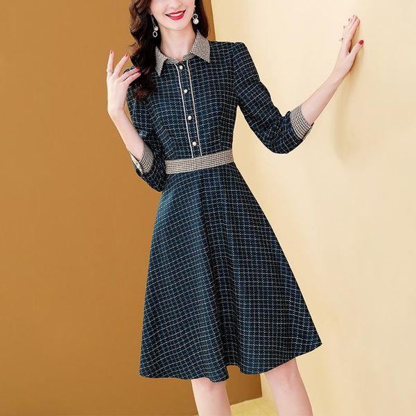 casual dresses green plaid vintage women dress a-line turn-down collar england style vestidos single breasted big swing autumn, Black;gray
casual dresses green plaid vintage women dress a-line turn-down collar england style vestidos single breasted big swing autumn, Black;gray