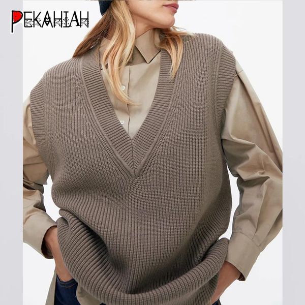 women's vests vintage v-neck solid knitted sweater winter clothing women fashion slim sleeveless vest pullover casual loose elegant chi, Black;white
women's vests vintage v-neck solid knitted sweater winter clothing women fashion slim sleeveless vest pullover casual loose elegant chi, Black;white