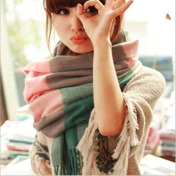 autumn and winter 2018 new korean super long plaid cashmere scarf women's couple bib shawl, Blue;gray
autumn and winter 2018 new korean super long plaid cashmere scarf women's couple bib shawl, Blue;gray