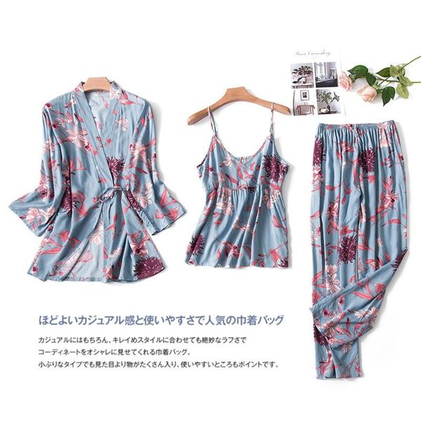 women's sleepwear 3 pieces satin silk pajamas sets women nightdress lingerie robes underwear floral printing sleep wear, Black;red
women's sleepwear 3 pieces satin silk pajamas sets women nightdress lingerie robes underwear floral printing sleep wear, Black;red