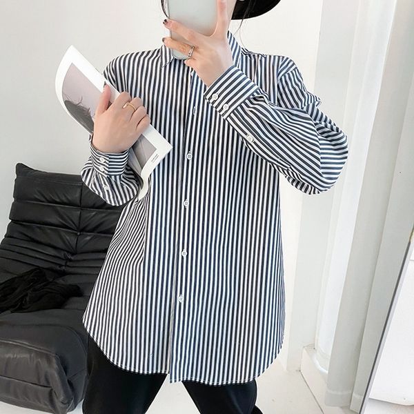 2021 early spring new classic all-match long-sleeved lapel single-breasted striped casual shirt women pe98, White
2021 early spring new classic all-match long-sleeved lapel single-breasted striped casual shirt women pe98, White