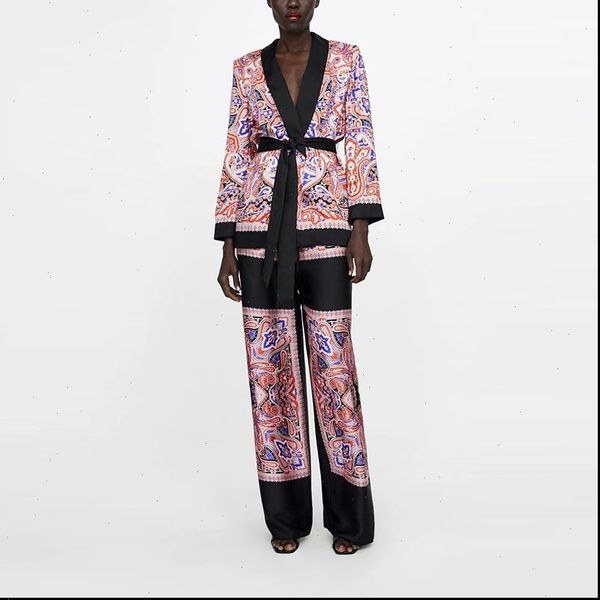 fashion patchwork floral suit jacket with sash women spring blouse coat elegant v neck office coat suit pants sets outfit xz1939, Gray
fashion patchwork floral suit jacket with sash women spring blouse coat elegant v neck office coat suit pants sets outfit xz1939, Gray