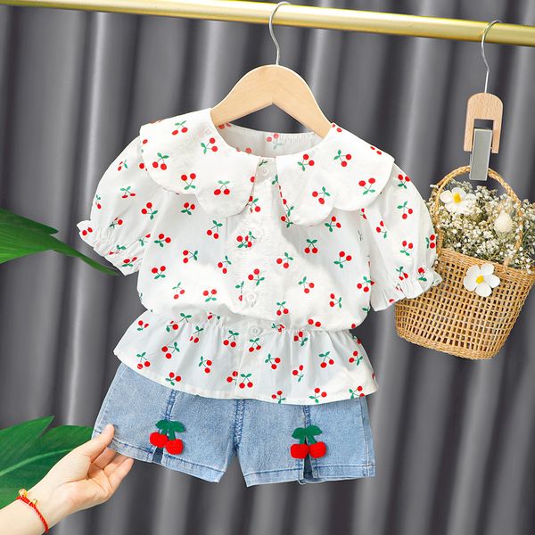 2021 childrens summer new girl doll collar cherry print lantern sleeve t-shirt denim shorts two-piece set, White
2021 childrens summer new girl doll collar cherry print lantern sleeve t-shirt denim shorts two-piece set, White