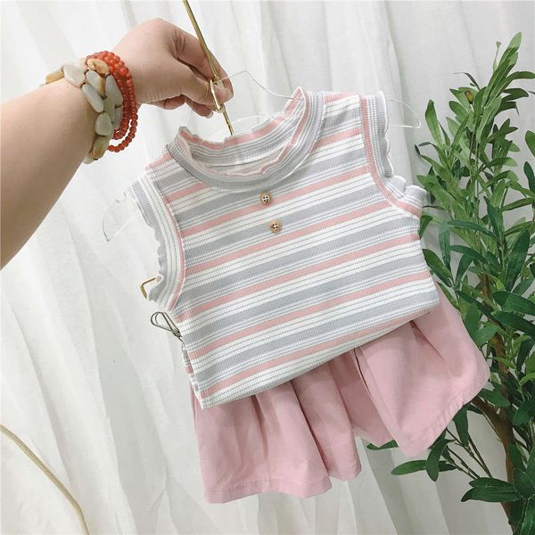 girls' suit summer korean children's fashion striped t-shirt pure cotton shorts foreign style baby two pieces, White 
girls' suit summer korean children's fashion striped t-shirt pure cotton shorts foreign style baby two pieces, White