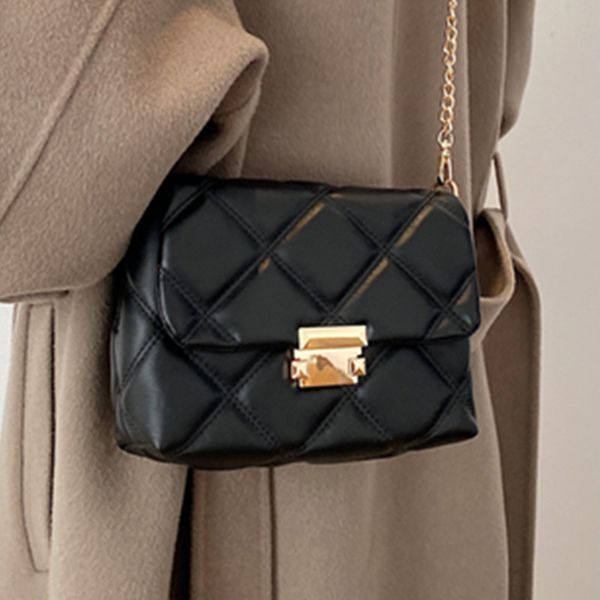 lady metal chain shoulder elegant small flap crossbody diamond lattice leather messenger handbags
lady metal chain shoulder elegant small flap crossbody diamond lattice leather messenger handbags