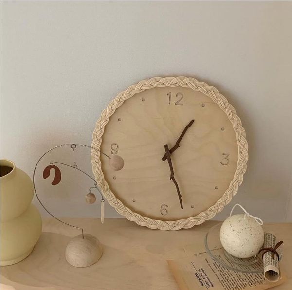 wall clocks wooden simple clock silent living room art round creative modern design bedroom horloge murale home decoration
wall clocks wooden simple clock silent living room art round creative modern design bedroom horloge murale home decoration