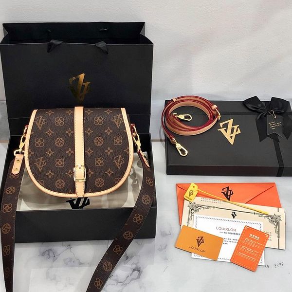 evening bags real leather women saddle 2021 retro geometric prints single shoulder ladies famous handbags grand sac femme
evening bags real leather women saddle 2021 retro geometric prints single shoulder ladies famous handbags grand sac femme