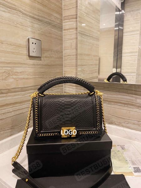 sheepskin diamond gold label underarm bag shoulder crossbody large capacity portable size 25*14cm
sheepskin diamond gold label underarm bag shoulder crossbody large capacity portable size 25*14cm