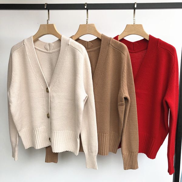 2021 women autumn and winter new women's v-neck long-sleeved single-breasted solid color loose cashmere coat sweater usnf, White;black
2021 women autumn and winter new women's v-neck long-sleeved single-breasted solid color loose cashmere coat sweater usnf, White;black