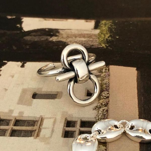 cluster rings geometric number 8 retro ring 925 sterling silver luban ins cold talk fashion personality niche female punk jewelry, Golden;silver
cluster rings geometric number 8 retro ring 925 sterling silver luban ins cold talk fashion personality niche female punk jewelry, Golden;silver