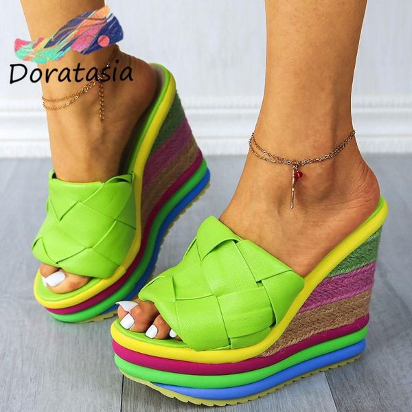 slippers doratasia plush size 43 women platform wedges slip on brand shoes straw heel summer color outside casual, Black
slippers doratasia plush size 43 women platform wedges slip on brand shoes straw heel summer color outside casual, Black