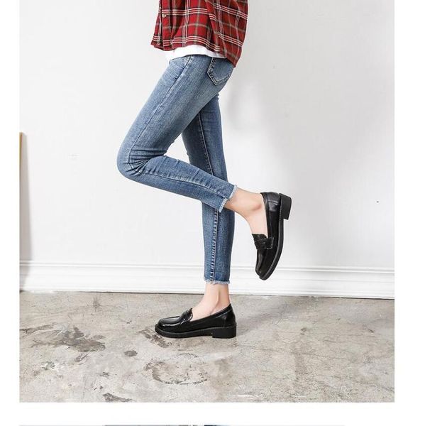 dress shoes 2021 trend single female small leather spring thick with one foot pedal women's low-heebean bean music s, Black
dress shoes 2021 trend single female small leather spring thick with one foot pedal women's low-heebean bean music s, Black
