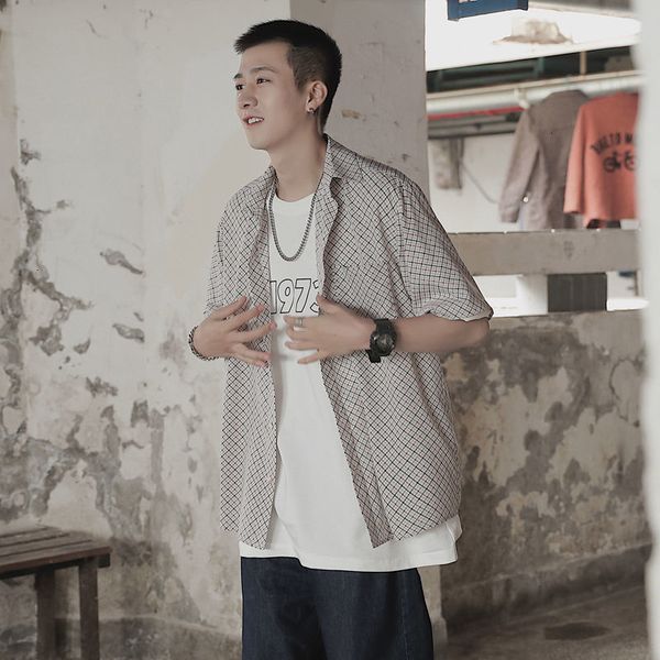 2021 new summer plaid men's fashion retro casual men streetwear short sleeve shirts mens shirt m-xl e88p, White;black
2021 new summer plaid men's fashion retro casual men streetwear short sleeve shirts mens shirt m-xl e88p, White;black