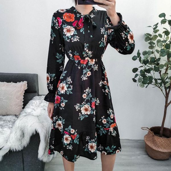 casual dresses 2021 spring autumn bow collar long sleeve floral printed medium dress for ladies fashion a line, Black;gray
casual dresses 2021 spring autumn bow collar long sleeve floral printed medium dress for ladies fashion a line, Black;gray
