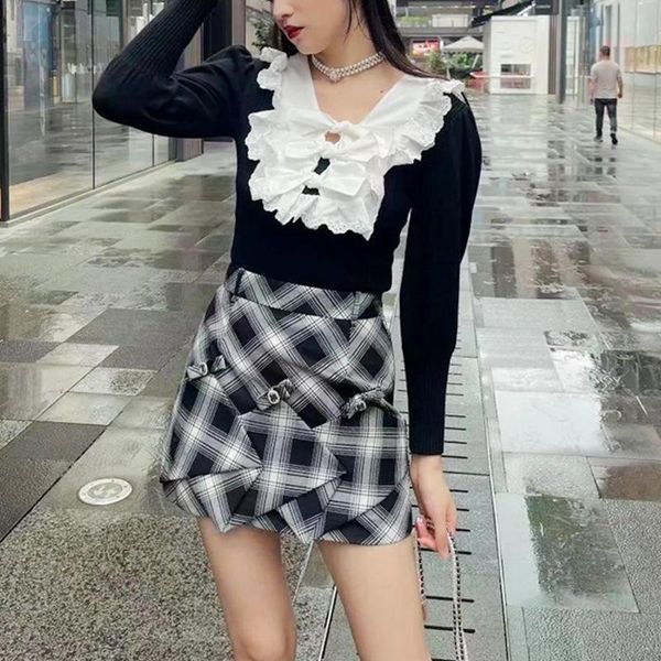 women's sweaters autumn winter korean fashion clothes women 2021 elegant sequined embroidery bow pull femme short knitted mujer, White;black
women's sweaters autumn winter korean fashion clothes women 2021 elegant sequined embroidery bow pull femme short knitted mujer, White;black