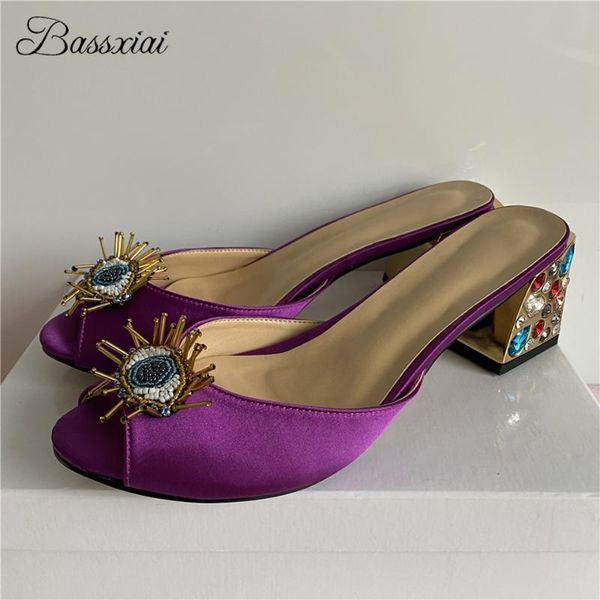 beading buckle decor outwear mules lady diamond square heel open toe luxury satin slingbacks sandals women summer, Black
beading buckle decor outwear mules lady diamond square heel open toe luxury satin slingbacks sandals women summer, Black