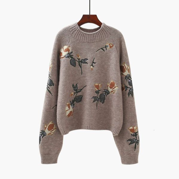 short heavy industry embroidered women's pullover autumn winter 2020 new korean style loose sweater, White;black
short heavy industry embroidered women's pullover autumn winter 2020 new korean style loose sweater, White;black