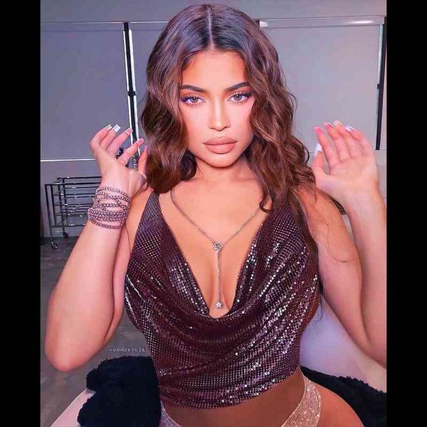 celebridade kyliejenner color womens camis v neck hanging openwork backless metal crystal short girl club rhinestone top, White
celebridade kyliejenner color womens camis v neck hanging openwork backless metal crystal short girl club rhinestone top, White