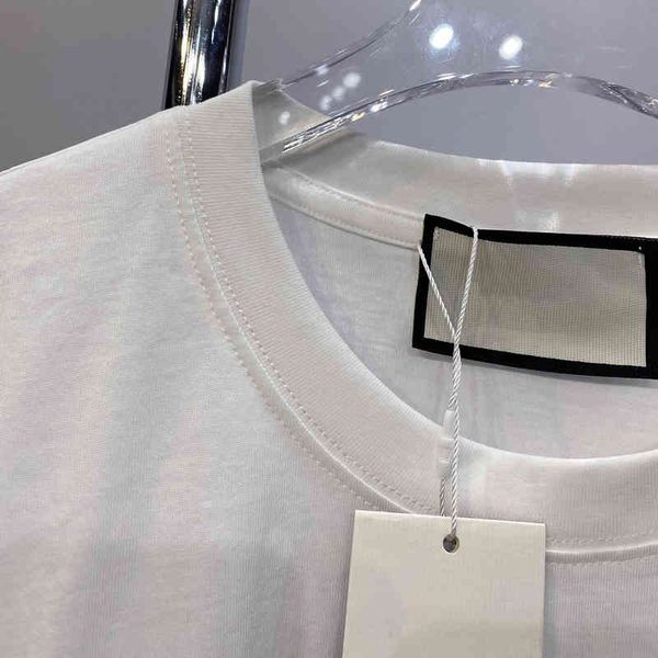 pure yuan version designer 2022 spring summer new couple men's and women's fashion tiger head printed letters loose sports round n, White;black
pure yuan version designer 2022 spring summer new couple men's and women's fashion tiger head printed letters loose sports round n, White;black