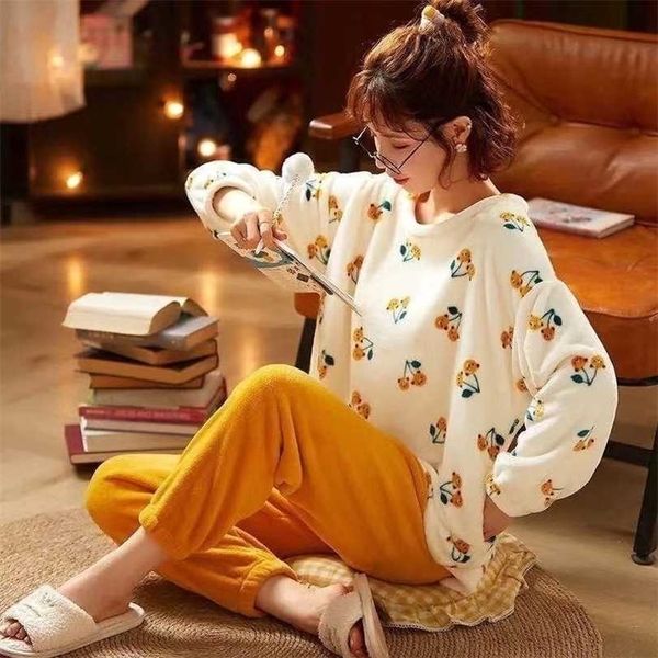 winter flannel warm pajama long sleeve home suit ladies sleepwear cartoon velvet pajama set thicken feminino pyjamas 211215, Black;red
winter flannel warm pajama long sleeve home suit ladies sleepwear cartoon velvet pajama set thicken feminino pyjamas 211215, Black;red