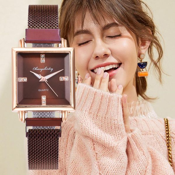 wristwatches square dial retro quartz women watch jewelry rhinestone wristwatch shape female magnet buckle strap clock relogio feminino, Slivery;brown
wristwatches square dial retro quartz women watch jewelry rhinestone wristwatch shape female magnet buckle strap clock relogio feminino, Slivery;brown